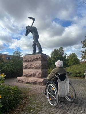 Nurmijärvellä terttu tykkää käydä katsomassa lapsuudenmaisemia ja nähtävyyksiä